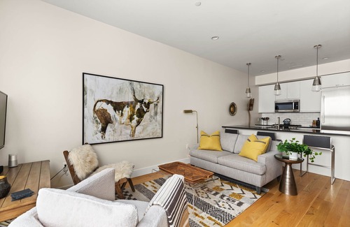 Downtown Bozeman Condo | Executive studio condo in downtown core in 5 West Building. Monthly rental.