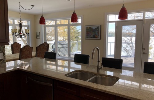 Kenora House | Executive Vacation Home on Longbow Lake - Kenora Ontario