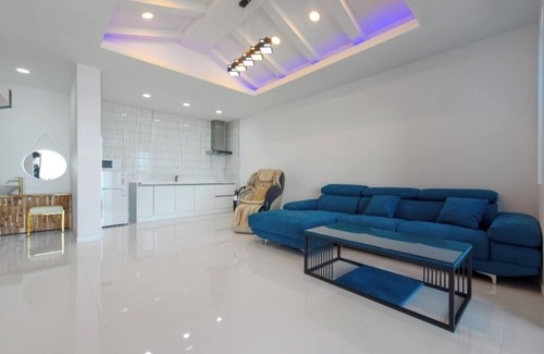 Yeongdeok House | Exit Full Villa