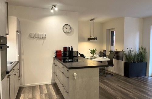 Busum Apartment | Exklusive Wohnung im 1ten Og.in 1A- Lage von Büsum. Nur 100m bis zur Nordsee