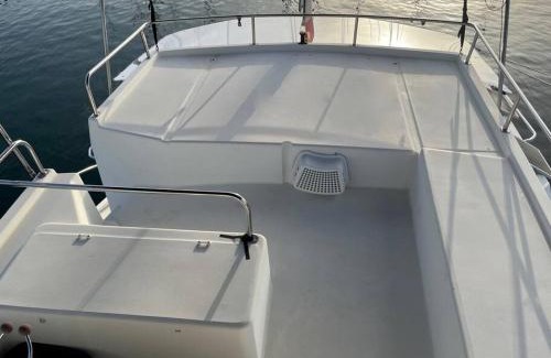 Malendure Boat Rental | Expérience unique sur un bateau