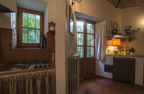 Proceno Apartment | Experience a breathtaking vacation in a castle, restaurant, stunning views