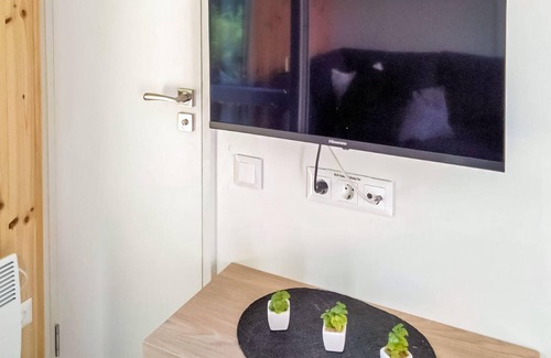 Wemding House | Experience a real Tiny House vacation close to nature at Camping Park Wemding!