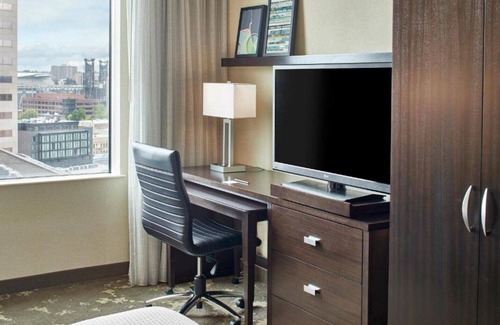 Pearl District House | Experience Downtown Portland from Our Full-Service