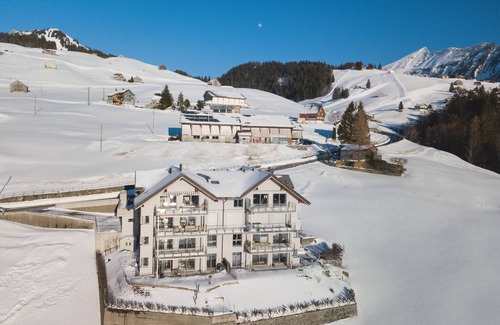 Amden Apartment | Experience Luxury and Comfort at Apartment Fortaleza in Switzerland!