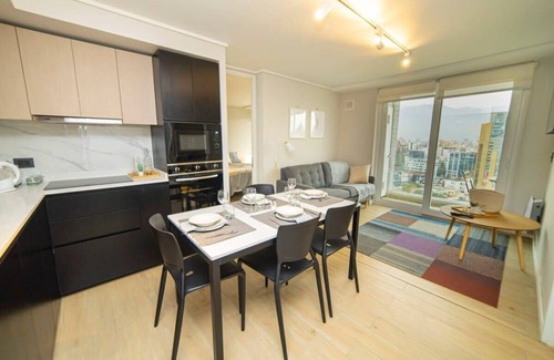 Providencia Apartment | Experiencia de primera clase a pasos del Costanera
