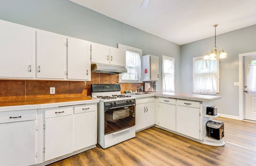 Clarksville House | Explore the Ozarks: Arkansas Family Home!