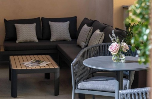 Duomo Apartment | Exquisite 2-Bedroom Luxury Apartment in Piazza della Signoria