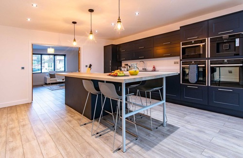West Bridgford House | Exquisite 5BR Home near West Bridgford Town Centre