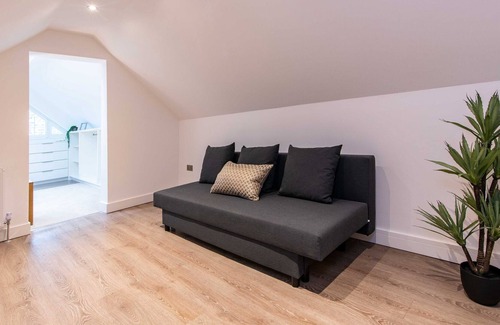 West Bridgford House | Exquisite 5BR Home near West Bridgford Town Centre
