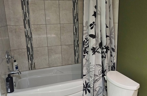 Evanston Apartment | Exquisite and comfy 1 bedroom basement suite in NW Calgary