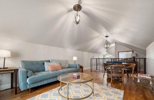 Turner Park House | Exquisite EXPO get AWAY-TU, Gathering Place etc.