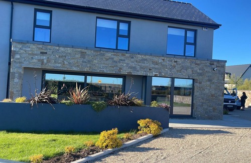 Roscoe House | Exquisite Galway City- Luxury Home 2miles from city center