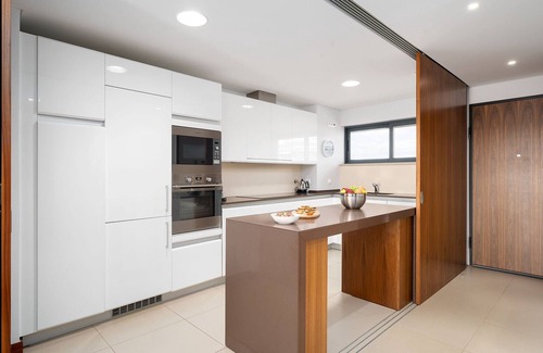 Telheiro Apartment | Exquisite modern apartment [112]