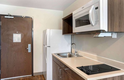 Plymouth Meeting Hotel | Extended Stay America Suites - Philadelphia - Plymouth Meeting - West