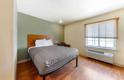 Central Oklahoma City Hotel | Extended Stay America Select Suites - Oklahoma City - West
