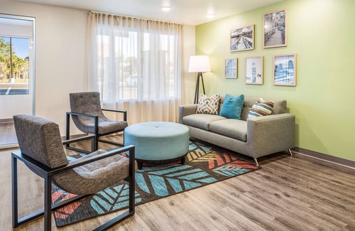 Florida Central Atlantic Coast Hotel | Extended Stay America Select Suites Orlando Kissimmee