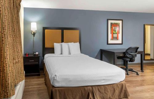 Bridgeton Hotel | Extended Stay America Select Suites - St Louis - Earth City