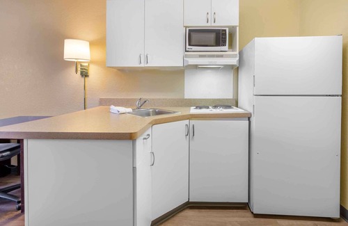 Roanoke Hotel | Extended Stay America Select Suites Roanoke Airport