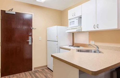 Covington Hotel | Extended Stay America Suites Cincinnati Covington