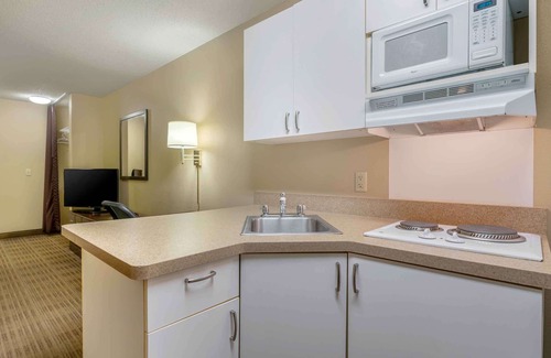 Mishawaka Hotel | Extended Stay America Suites South Bend Mishawaka North