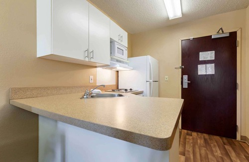 Rockford Hotel | Extended Stay America Suites Rockford I90