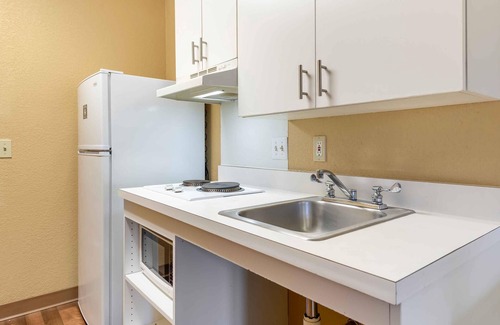 Castleton Hotel | Extended Stay America Suites Indianapolis Castleton