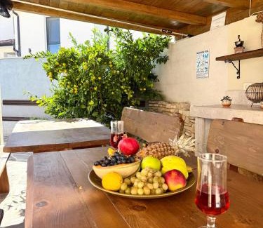 Kaldanija Apartment | EXTRAORDINARY Amna Home with 4 bedroom and pool!