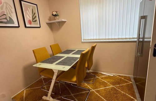 Peterlee House | Extraordinary Comfort - Enjoy Your Freedom & Peace