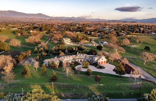 Santa Ynez House | Extraordinary Wine Country Property Santa Ynez/Los Olivos