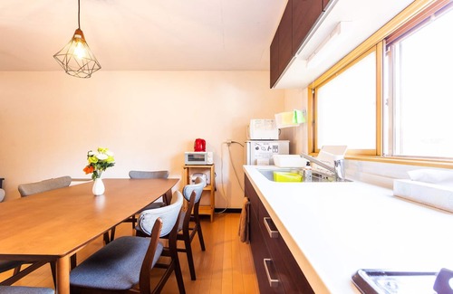Kita Ward House | Extreme