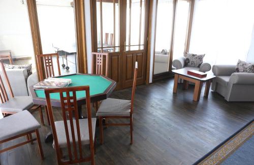 Bucin House | Ezüstfenyő Agroturisztikai Panzió