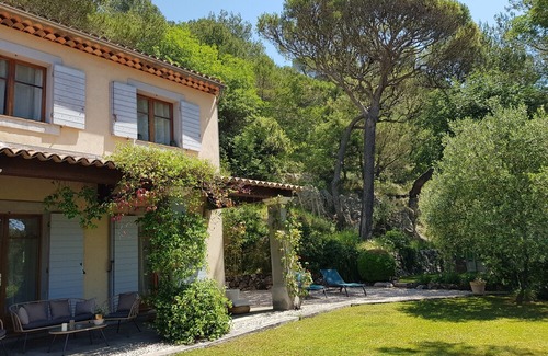 Eze House | Eze - Villa familiale "les Pins" idéalement placée en lisière de Parc