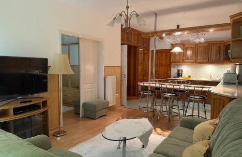 Cserkeszolo House | Fűzfa Apartman