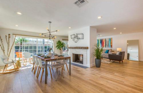 Southeast Anaheim House | F-54 Maverick