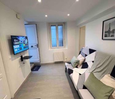 Epone Apartment | F2 Independent new city center Epône