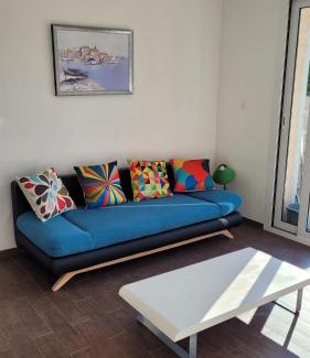 Mezzavia Apartment | F2 rez de jardin