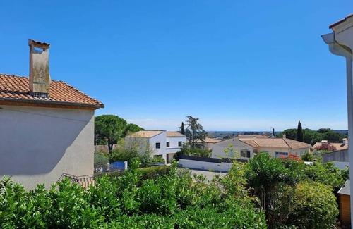 Le Cres Apartment | F3 Neuf Calme Jardin BBQ Clim Proche Tram ET Nature-acces Prive