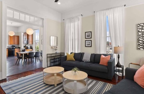 Faubourg Marigny Apartment | Fab Marigny | 2BD Flat | Close to French Quarter