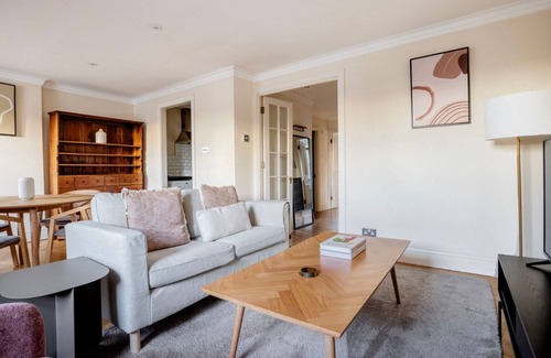 City of Westminster Apartment | Fab Paddington 1BR w/Open Plan, nr Oxford Street, by Blueground