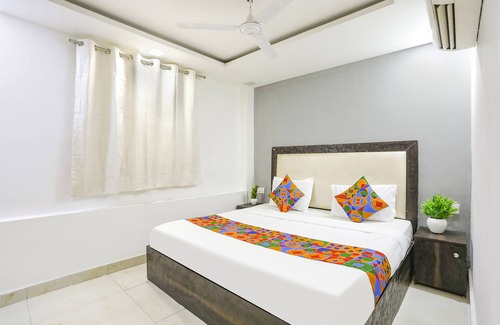 Greater Kailash Hotel | Fabexpress The Arrow