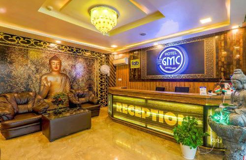 Gomti Nagar Hotel | FabHotel GMC Grand