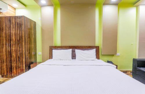 Gomti Nagar Hotel | FabHotel GMC Grand