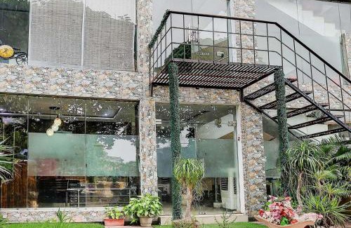 Vasundhara Hotel | FabHotel Golden Stone