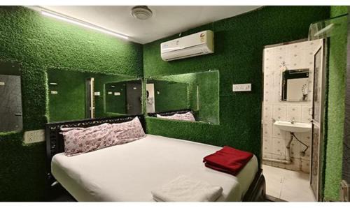 Wellington Pier Bed & Breakfast | FabHotel Janta