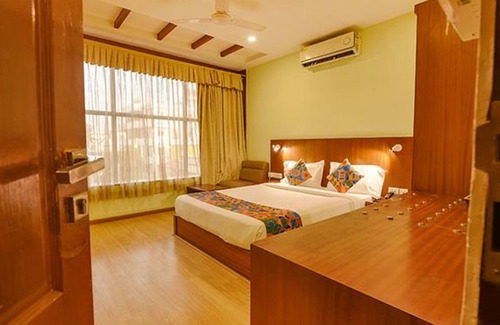 BTM Layout Hotel | Fabhotel Jen & Jo