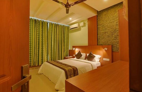 BTM Layout Hotel | Fabhotel Jen & Jo