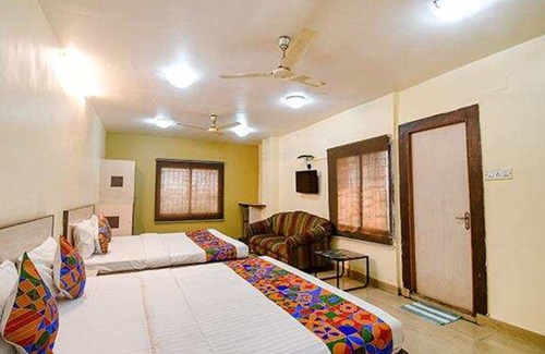 Dankuni Hotel | Fabhotel Kamala Inn