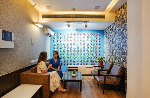Delhi Hotel | FabHotel Kaushambi