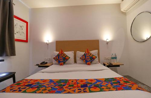 Punjabibagh Hotel | FabHotel La Serene Punjabi Bagh